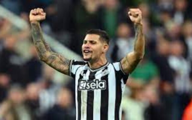 Arsenal and Man City both want Bruno Guimaraes