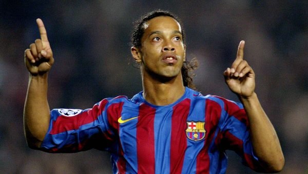 Nike and Barcelona to reissue legendary 2005/06 Total 90 home kit