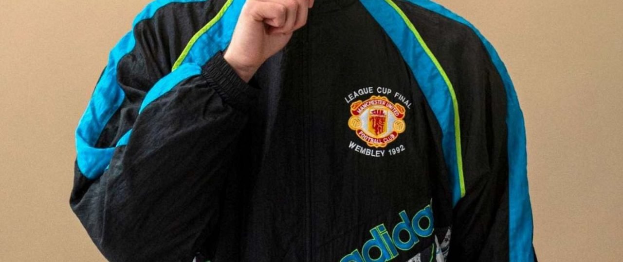 Man Utd to re-issue iconic 1992 League Cup final jacket