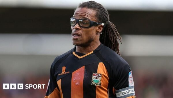 Captain, player, manager, Mister, number one – Davids at Barnet