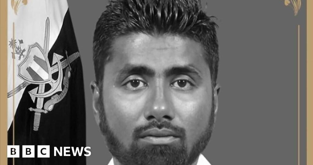 Rescue diver dies during search for bodies of Italians who drowned in Maldives caves