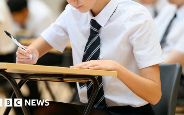 Pupils hopeless and crying after ‘poorly worded’ Higher Maths exam