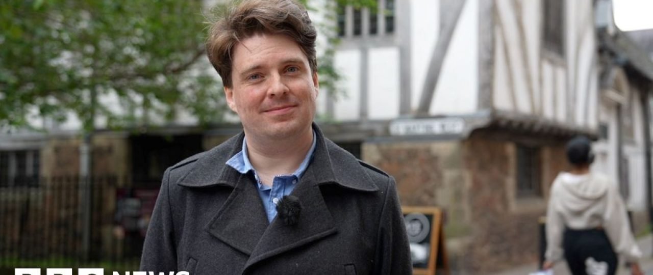 Hundreds of comedians unpaid by one of UK’s biggest comedy festivals