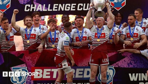 Wigan outclass Hull KR for 22nd Challenge Cup title