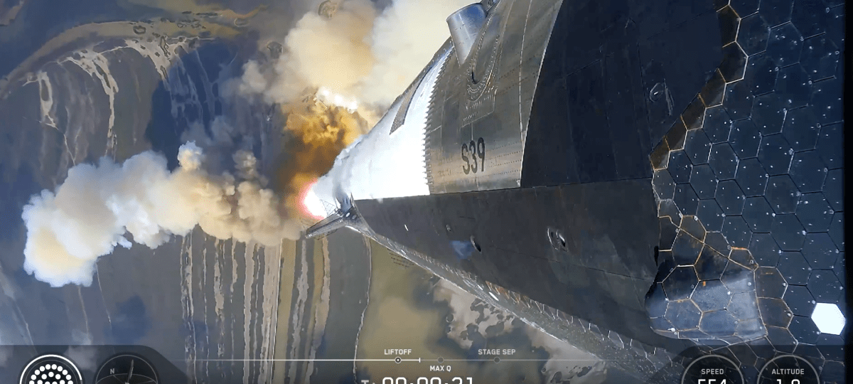 SpaceX launches Starship V3 for the first time, but loses booster on return