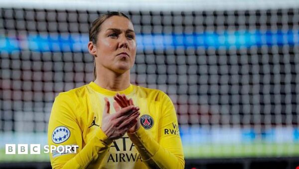 Earps close to WSL return as PSG exit nears