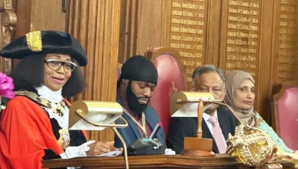 British-Nigerian Roseline Ogunro Inaugurated As New Mayor Of Islington
