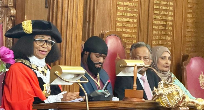 British-Nigerian Roseline Ogunro Inaugurated As New Mayor Of Islington