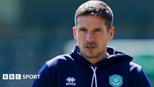 Yeovil boss accused of trying to poach ex-club’s players