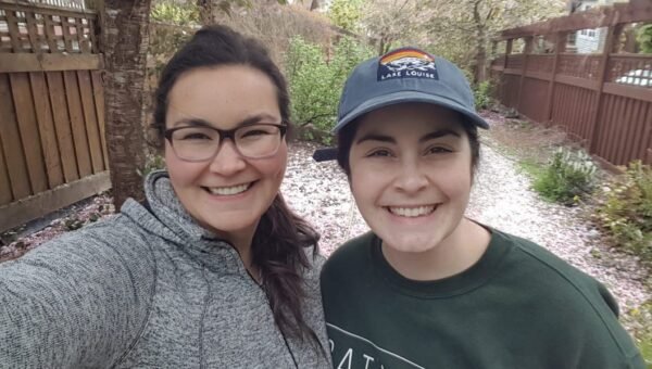 I'm happy that my younger sister is married, owns a home, and has a second child on the way — but I'm also jealous. I'm learning to be OK with that.