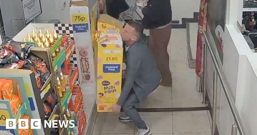 Moment brazen thief steals entire Mini Egg chocolate display