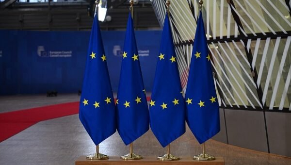 EU Agrees To Implement US Trade Pact After Trump Threats