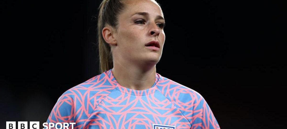 Man Utd midfielder Toone returns to England squad