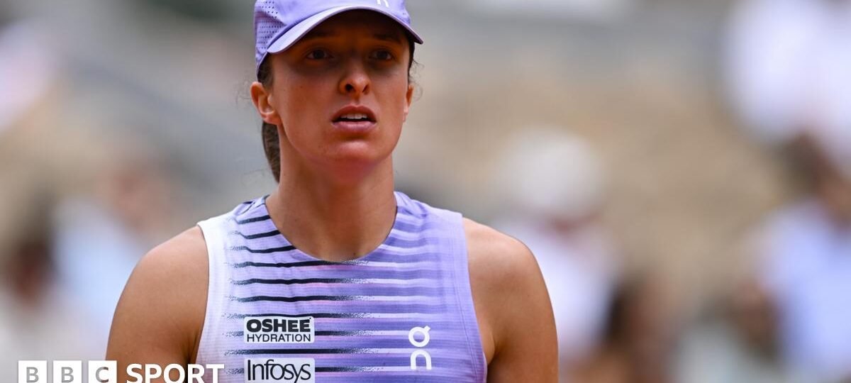 Kostyuk beats four-time French Open winner Swiatek