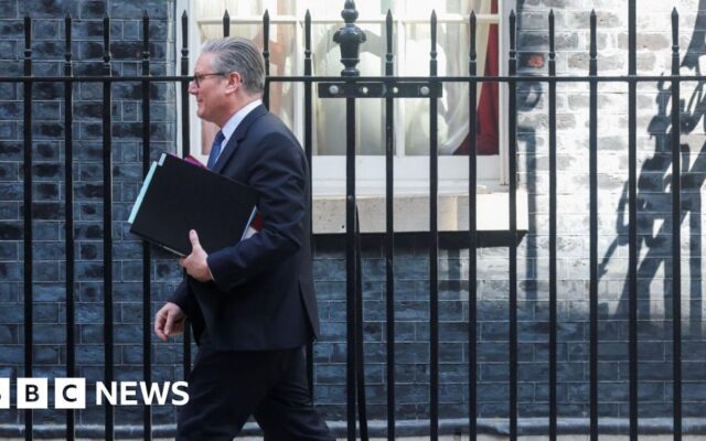 Another crunch moment for Starmer as he pleads with Labour MPs not to topple him