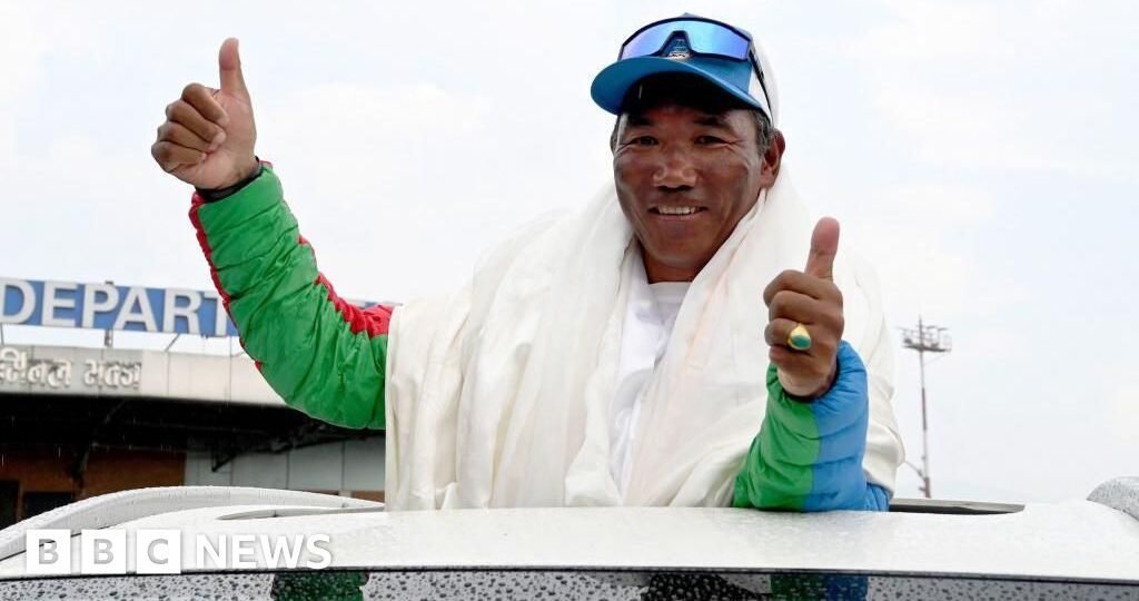 ‘Everest Man’ and ‘Mountain Queen’ break own records scaling world’s tallest peak