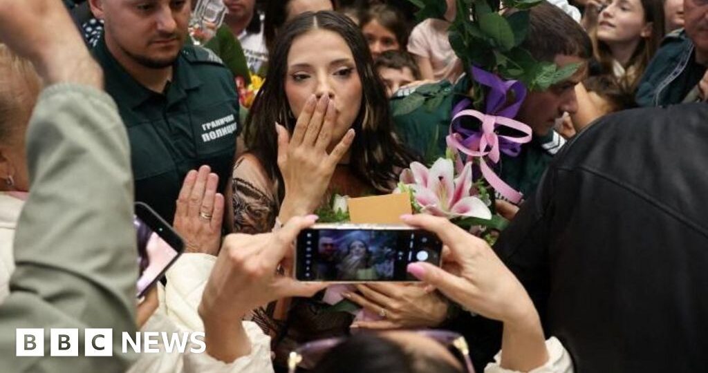 Eurovision winner Dara arrives to screaming fans in Bulgaria
