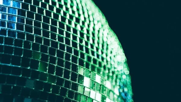 Spotify accomplished its goal with its ugly disco ball icon