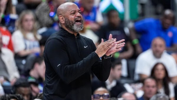 Pistons' J.B. Bickerstaff misses out on NBA Coach of the Year Award