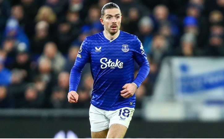 Manchester City winger Jack Grealish says goodbye to Everton fans as loan move comes to its end (Video)