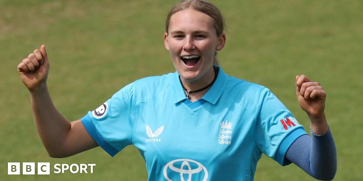 Familiar failings but calm Corteen-Coleman provides England optimism