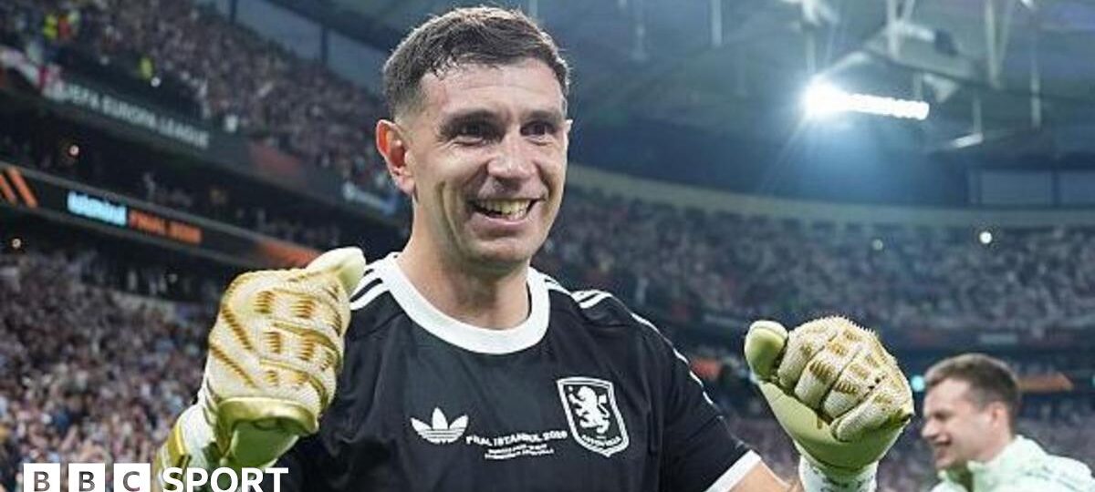 Martinez breaks finger… then helps Villa win Europa League