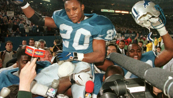 Limited edition Lions Barry Sanders bobblehead sells out rapidly