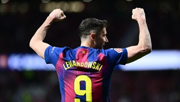 “Robert Lewandowski is a legend” – Barcelona boss Hansi Flick hails departing veteran striker (Video)