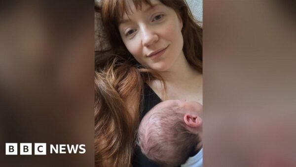 Girls Aloud star Nicola Roberts announces birth of baby girl