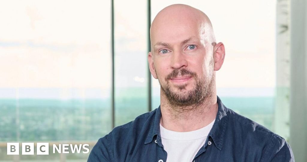 Brewdog founder to give shares in new beer brand to old investors