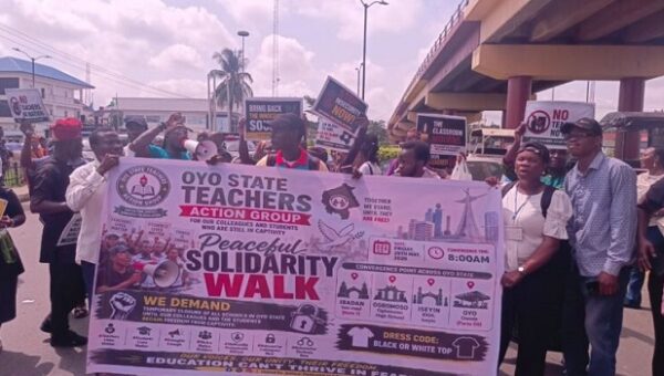 Protest Rocks Ibadan Over Kidnapped Teachers, Schoolchildren