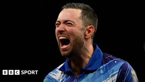 Humphries & Price seal Premier League play-off spots