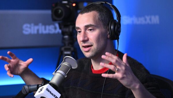Taylor Swift collaborator Jack Antonoff tells people who are making AI art to ‘drive right off that cliff’