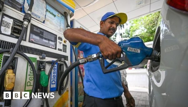 Oil prices fall after report of breakthrough in US-Iran talks