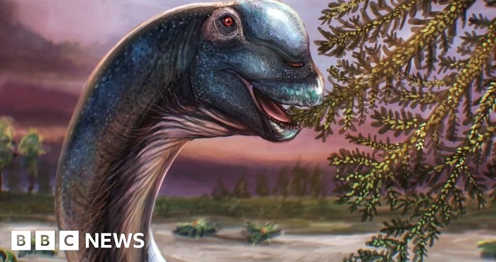Giant new dinosaur identified from fossils in Thailand