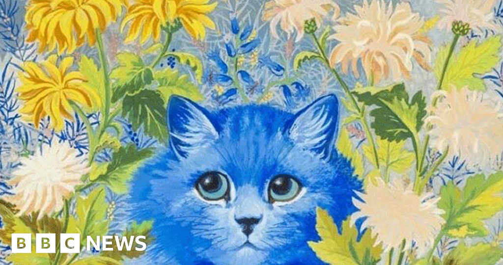 Paintings found in skip by dog walkers sell for £16,000 at auction