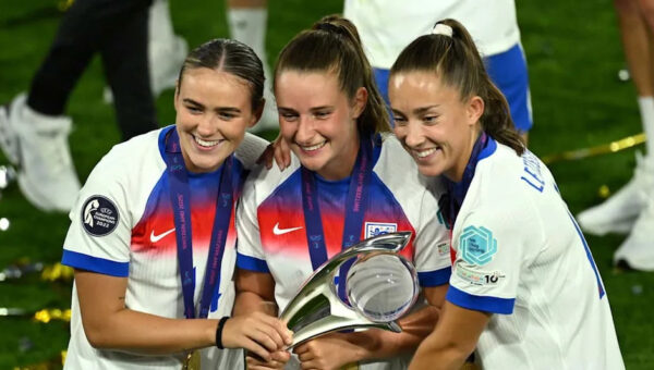 Picture: Man United’s Ella Toone receives distinguished national honour