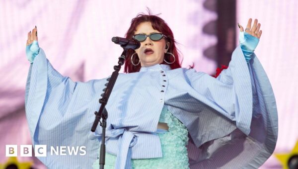 CMAT shares 'deep sadness' over body-shaming abuse after Radio 1 Big Weekend set