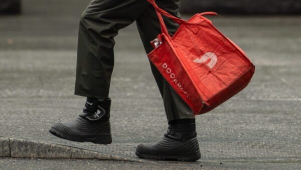 Delivery drivers say more customers are asking: Did you actually get my tip?