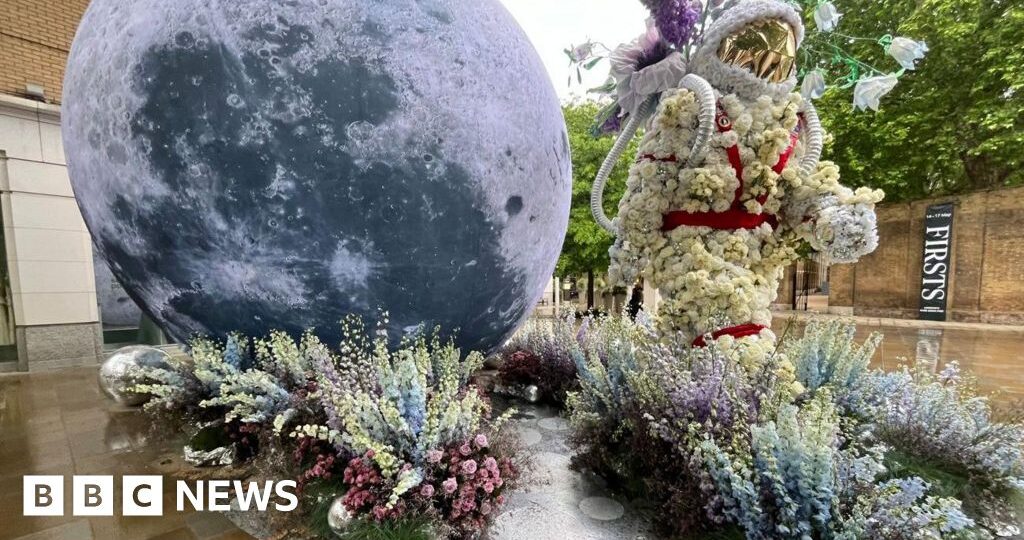 Giant moon and UFO take over Chelsea streets