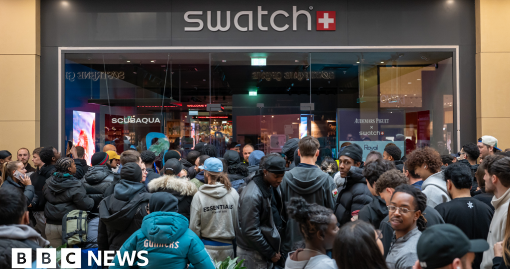 Swatch stores close for second day after crowds
