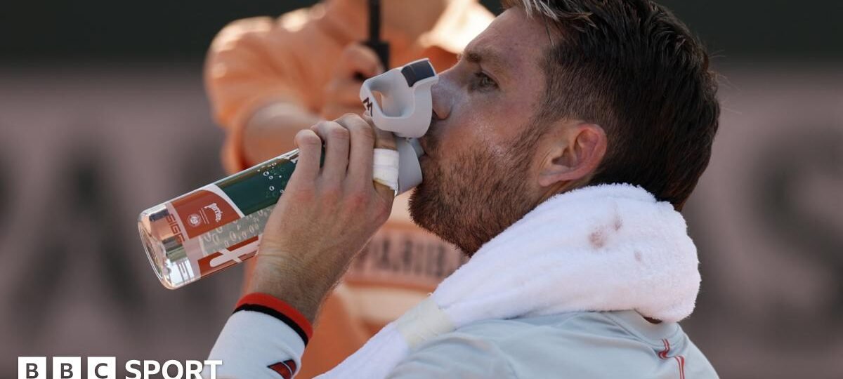 Norrie retires injured at Grand Slam for first time