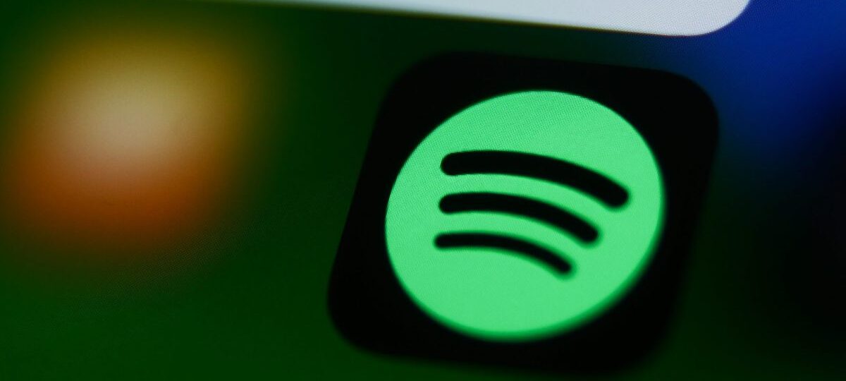 Spotify and Universal Music strike deal allowing fan-made AI covers and remixes