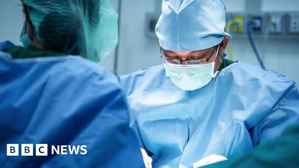 ‘We’re right on track,’ says Streeting as key target for hospital waiting times hit