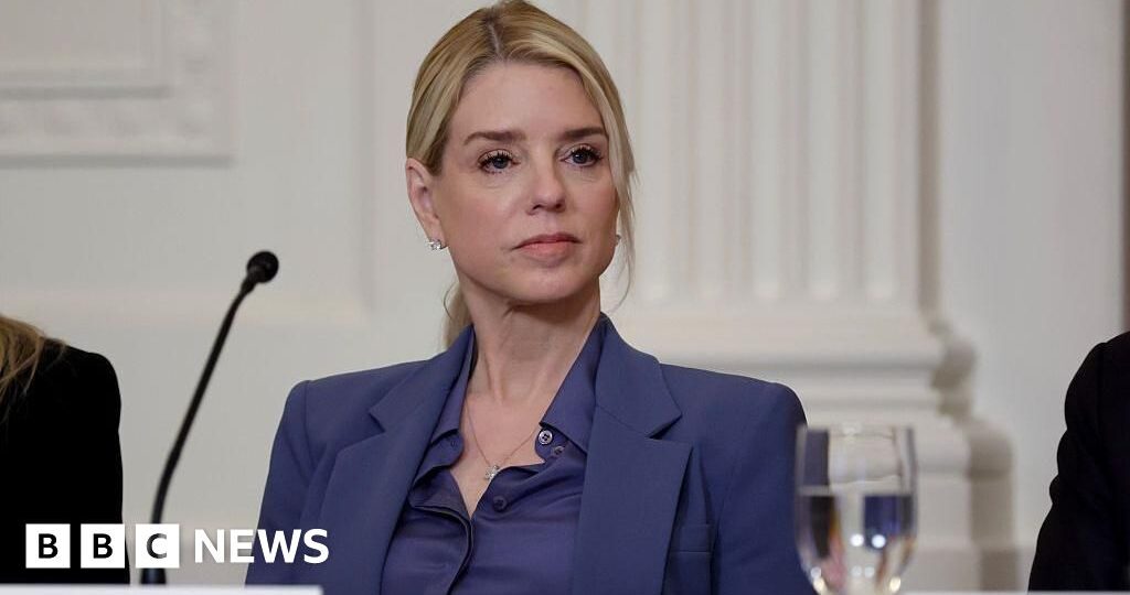 Former US attorney general Pam Bondi testifies in congressional Epstein probe