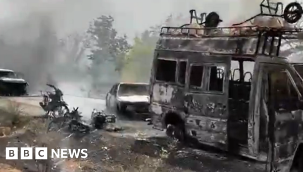 Dozens of vehicles burnt as Mali jihadists enforce blockade