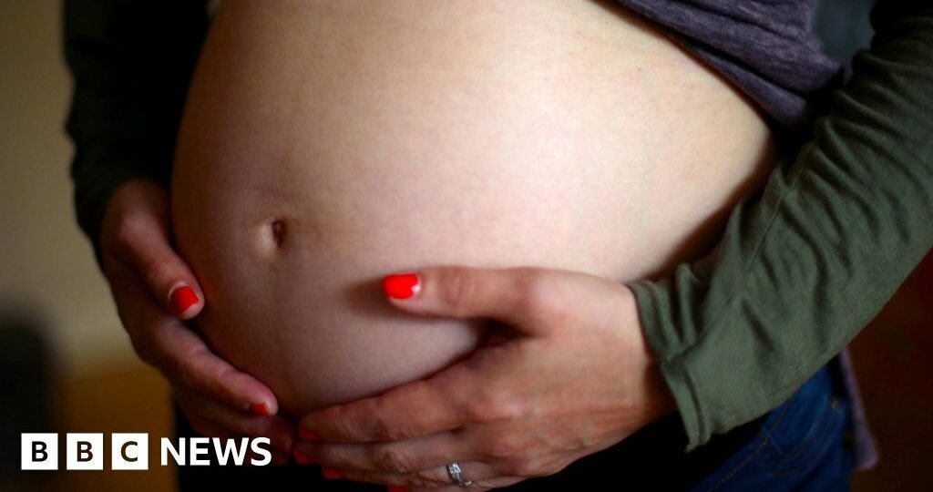More than 100 maternity staff sue NHS over gas exposure