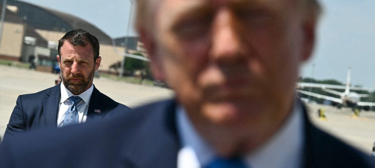 How DHS's threat to cut customs processing in sanctuary cities could snarl air travel everywhere