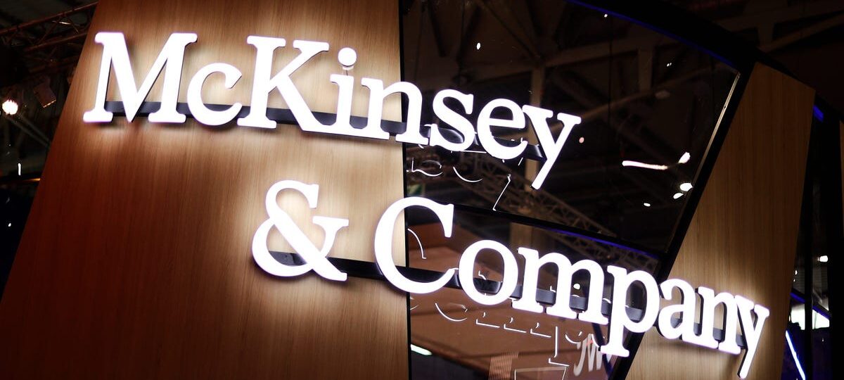 McKinsey wants job candidates to practice interviews with AI, not pricey coaches