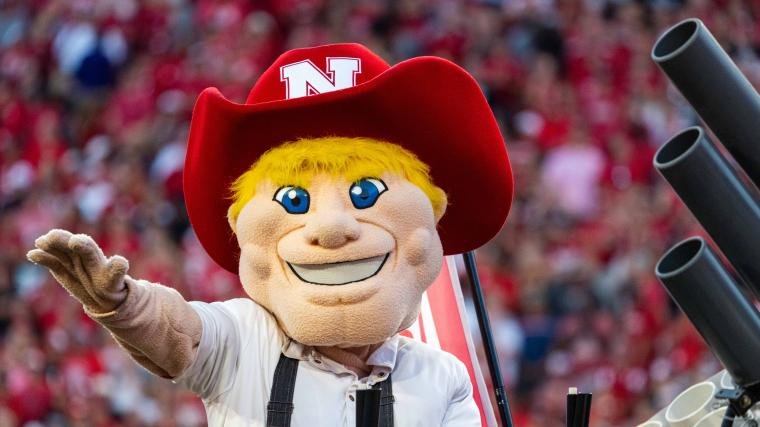 Ole Miss vs. Nebraska baseball box score: Live stats from NCAA Baseball Championship Game 2